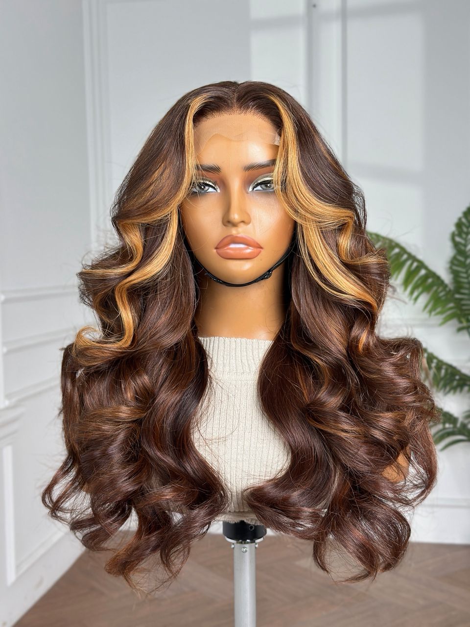 HARMONY| 18" | 4X4 | HD LACE CLOSURE | LIGHT BROWN W/ BLONDE STREAKS AROUND THE FACE| READY TO WEAR